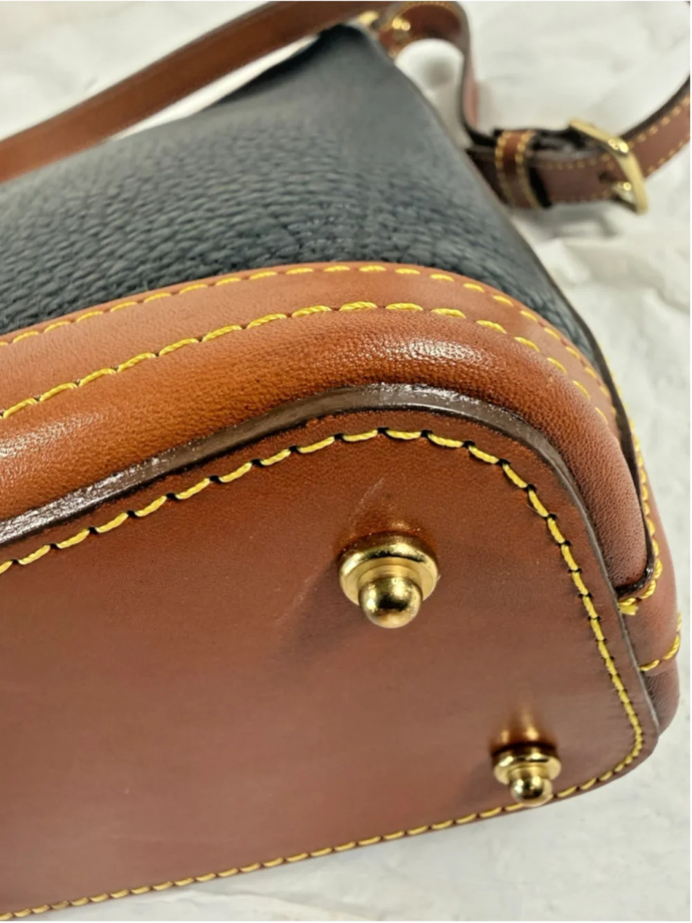 Dooney & Bourke Black Pebbled Leather small Hobo Shoulder Bag VTG Made in USA